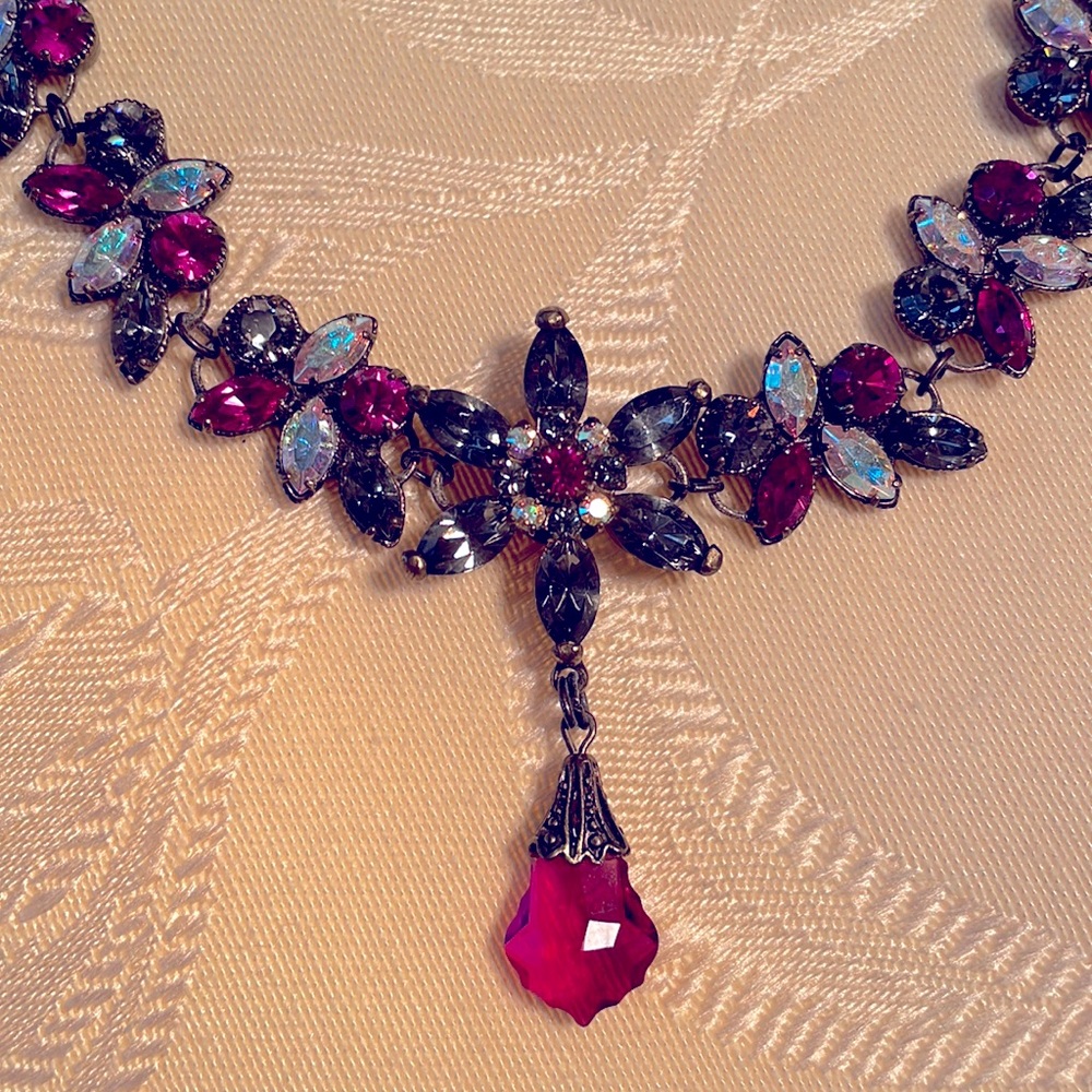 Kenny Ma vintage style necklace